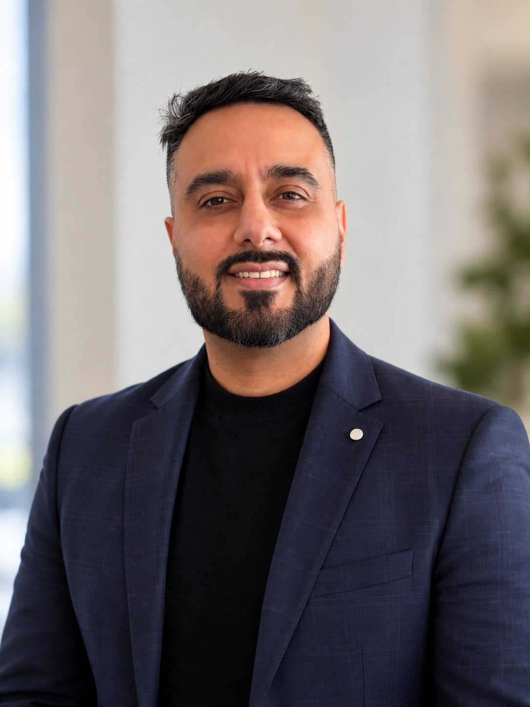 Farzad Zandbaf